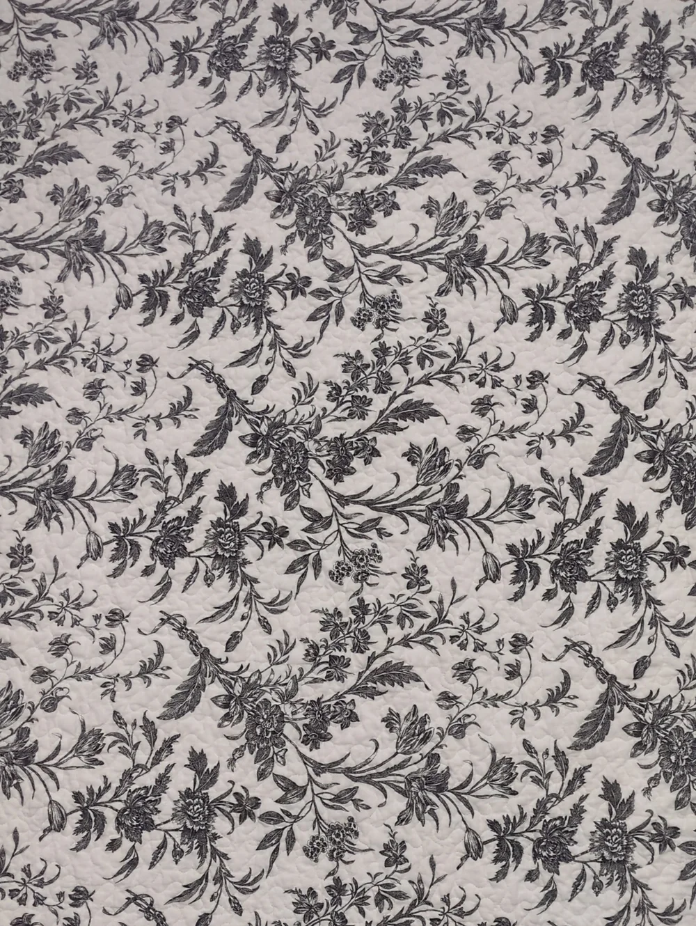 Laura Ashley Queen Quilt 90x90 Black White Floral Toile Cotton Reversible Beddin